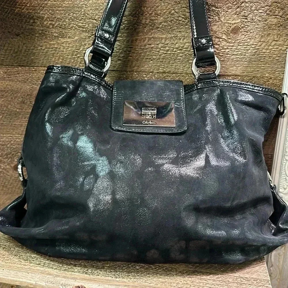 COLE HAAN SUPER SOFT SUEDE AND PATENT LEATHER SHOULDER BAG - Picture 2 of 14